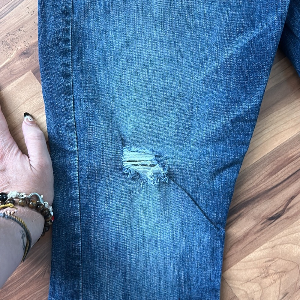 Silver jeans distressed jeans - Picture 2 of 8